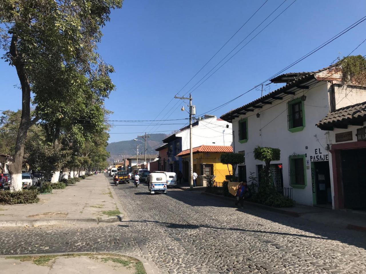 Hotel El Pasaje أنتيغوا غواتيمالا المظهر الخارجي الصورة