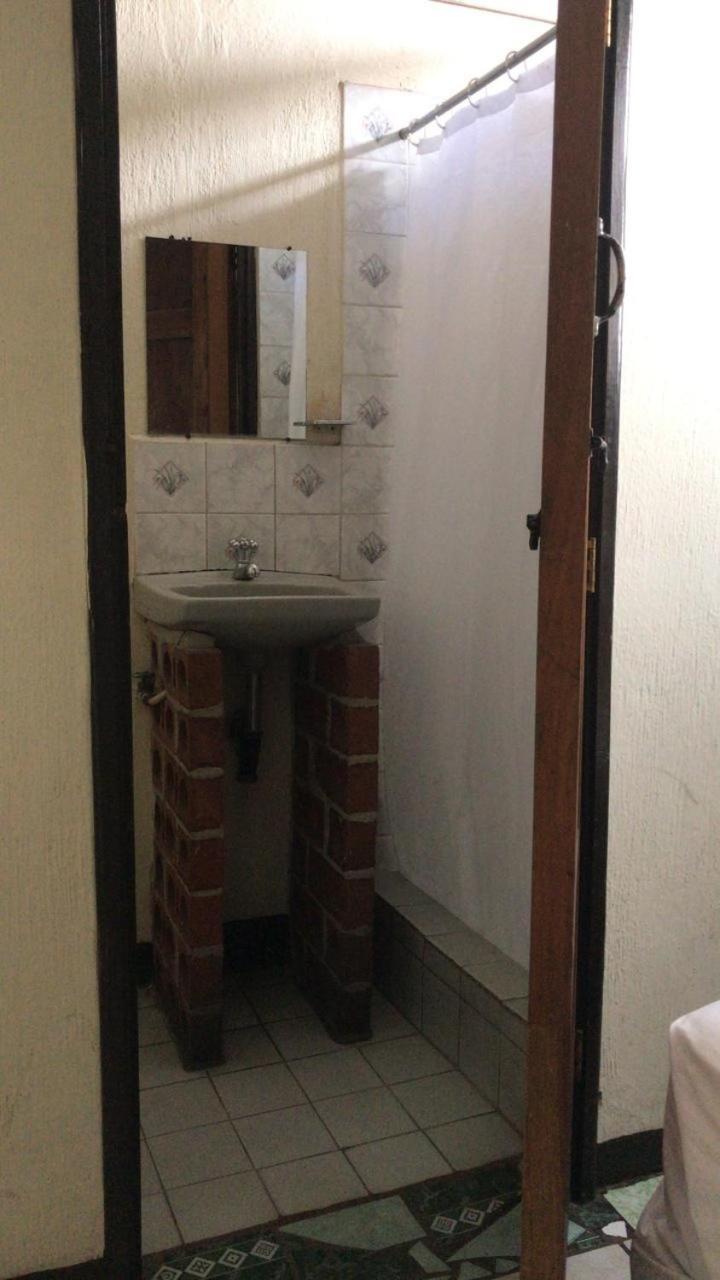Hotel El Pasaje أنتيغوا غواتيمالا المظهر الخارجي الصورة
